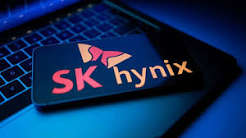 Samsung та SK Hynix інвестують сотні мільярдів доларів у заводи з виробництва чипів